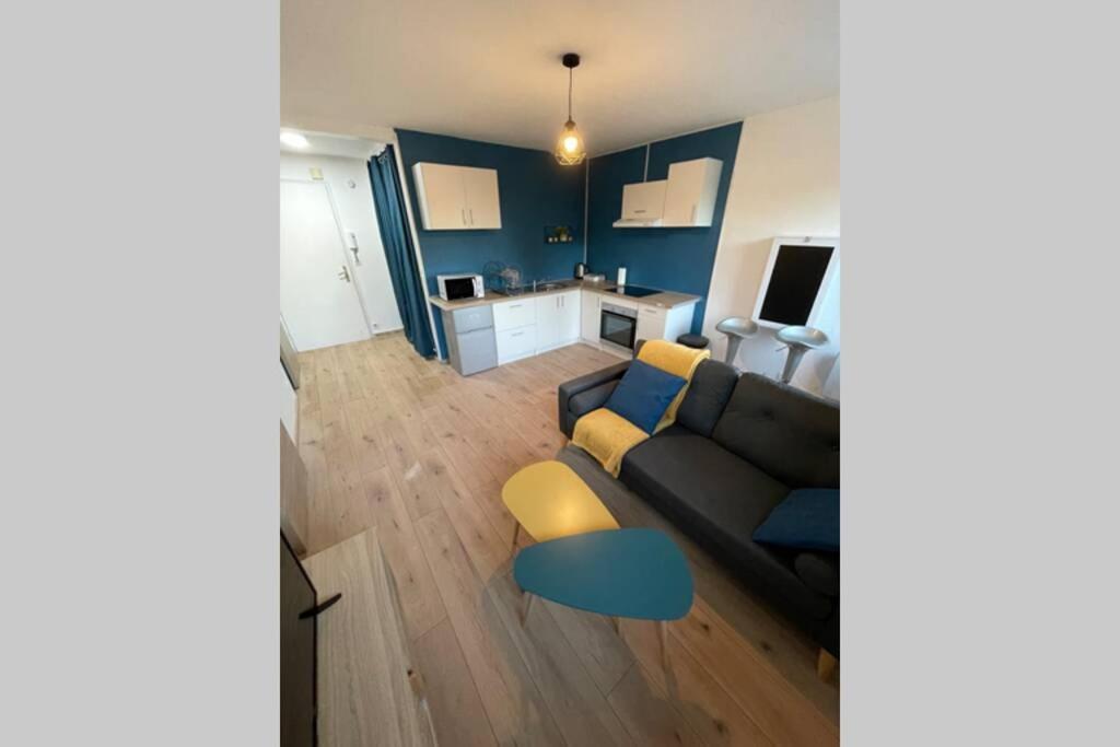 Petit Appartement Cosy A Троа Екстериор снимка